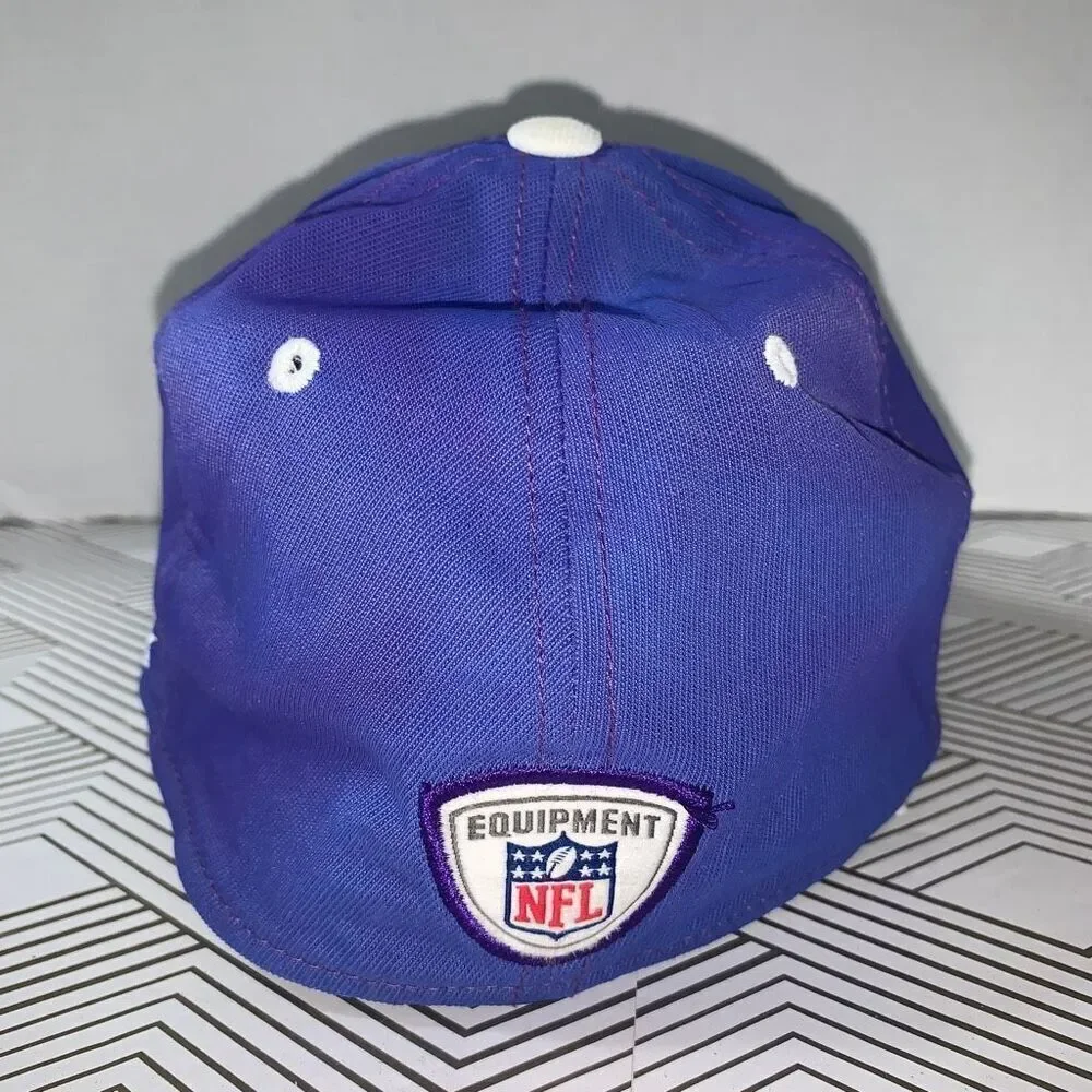 Reebok Minnesota Vikings S/M On Field Hat Cap NFL Football Purple Black Two Tone